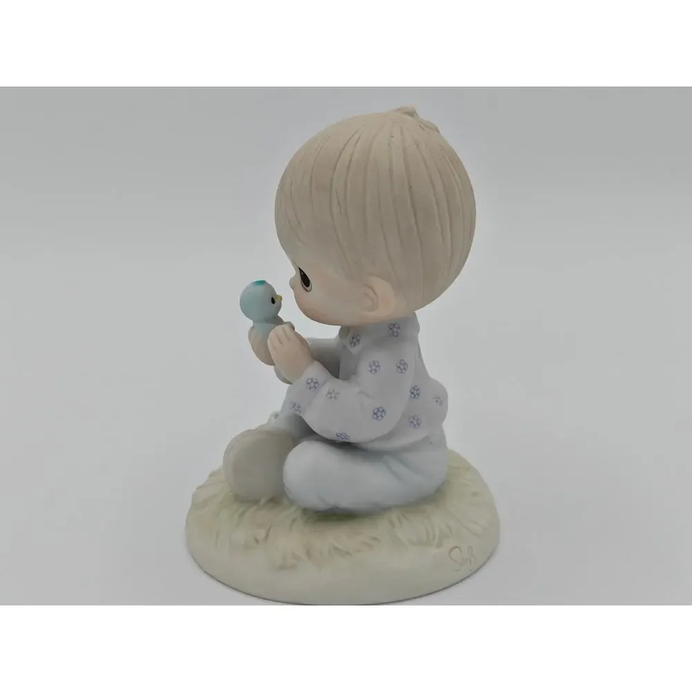 Precious Moments E 7156 R I Believe In Miracles Enesco Porcelain Figurine 1981